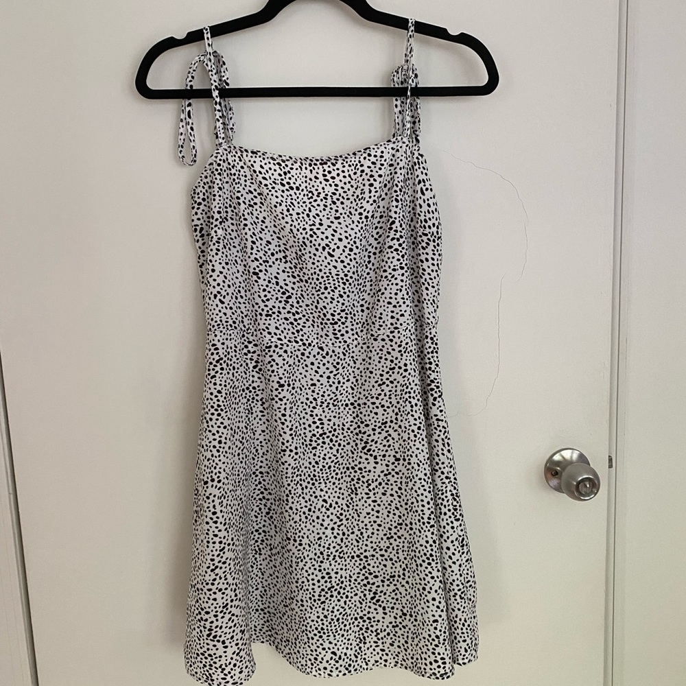 Black and white dress